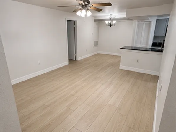 3016 Parkway Blvd APT 208, Kissimmee, FL 34747