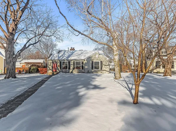 4525 York Ave N, Robbinsdale, MN 55422