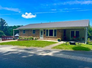 130 Old Court St, Fayetteville, WV 25840