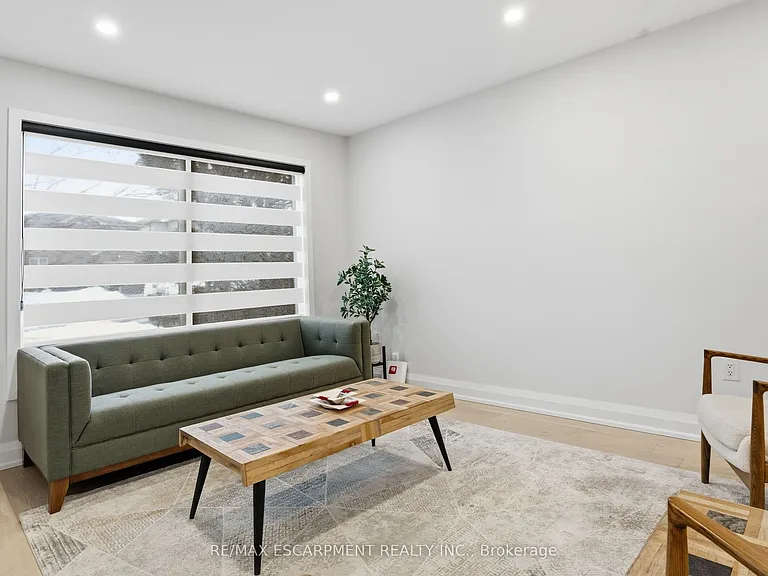 108 Greenshire Dr — Photo 5