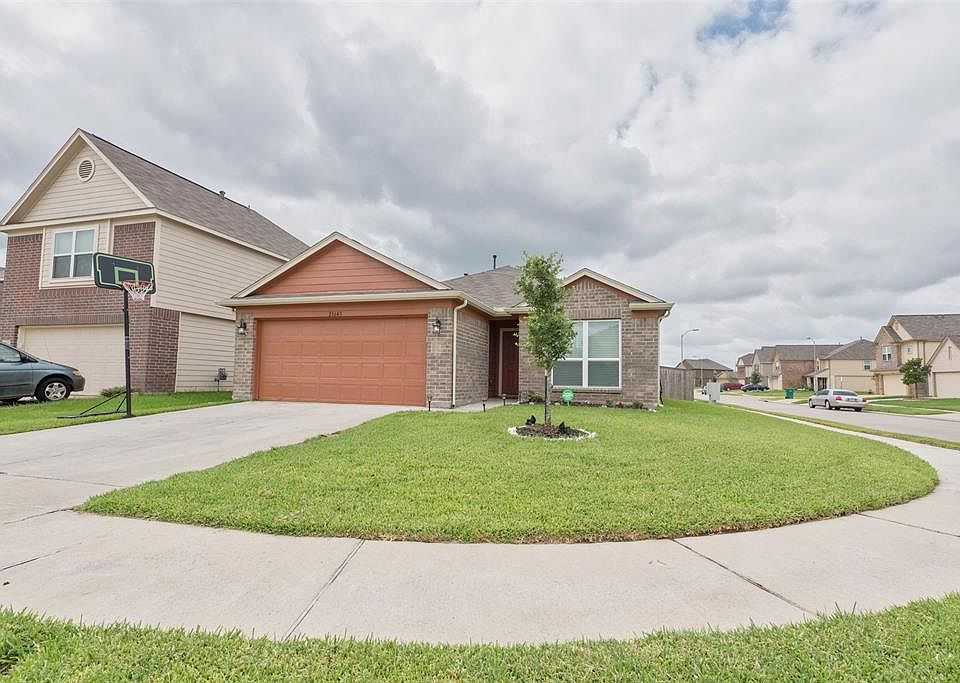 1st image of 21643 Dean Dale Ct