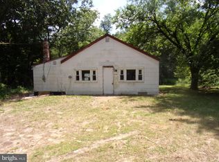 718 Fox Run Rd, Sewell, NJ 08080