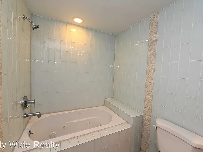 726-28 Market St #904 — Photo 23