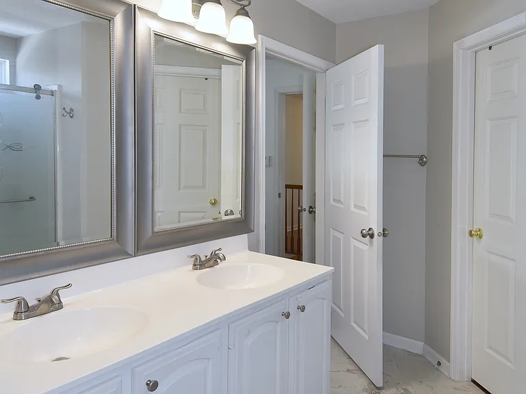 4008 Claridon Dr — Photo 21