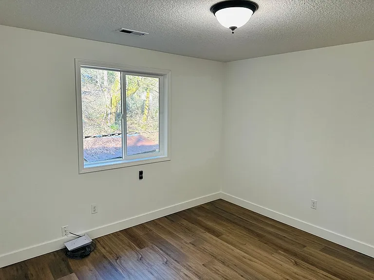 18820 NE Sunrise Ln — Photo 30