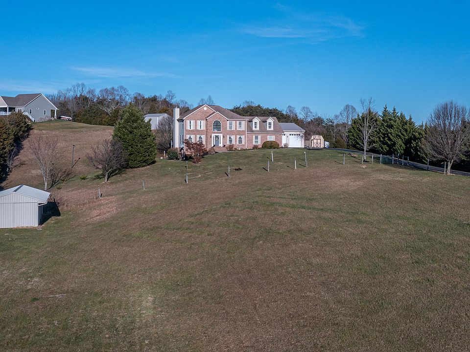 2134 Gravel Hill Rd, Troutville, VA 24175 Zillow