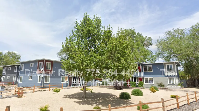 695 Denslowe Dr #B — Photo 14