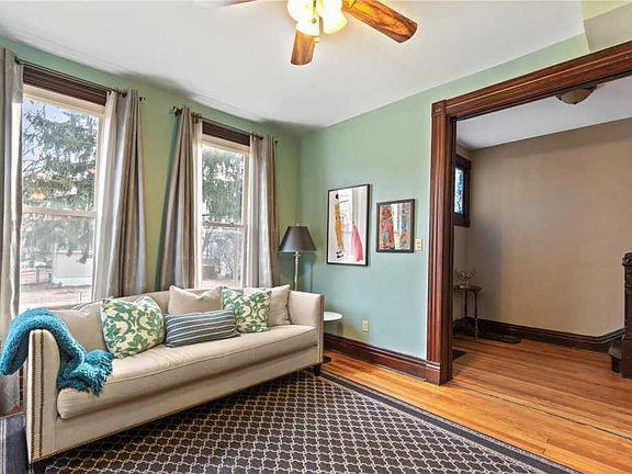 4th image of 7129 Emilie St