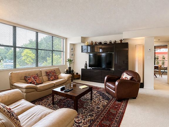 5th image of 518 W 14th Ave #511