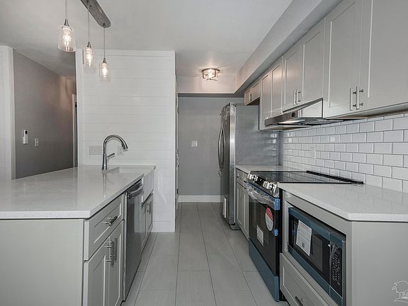 2nd image of 3305 Kingswood Ct