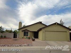 Lind house outside 009