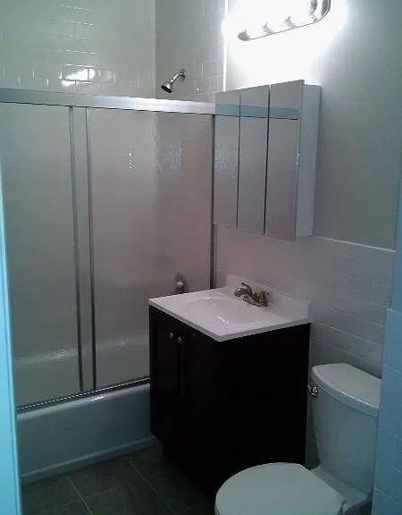 Whitney Manor — Photo 12