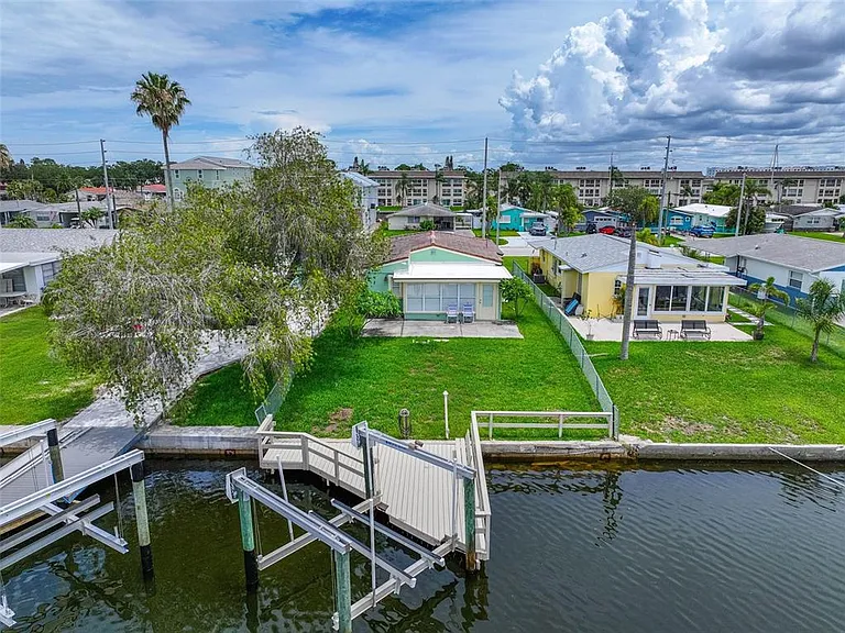 4436 Floramar Ter — Photo 36