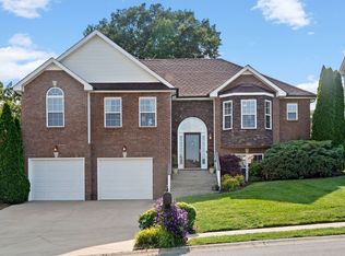 2186 Powell Rd, Clarksville, TN 37043