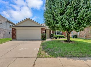 13136 Fieldstone Rd, Fort Worth, TX 76244