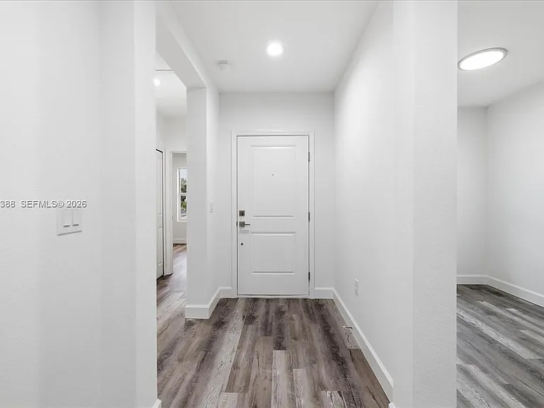 9275 Anita Ave #9275 — Photo 3