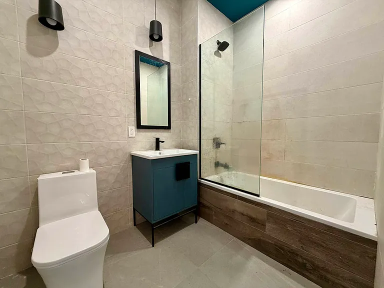 1477 Greene Ave #1A — Photo 8