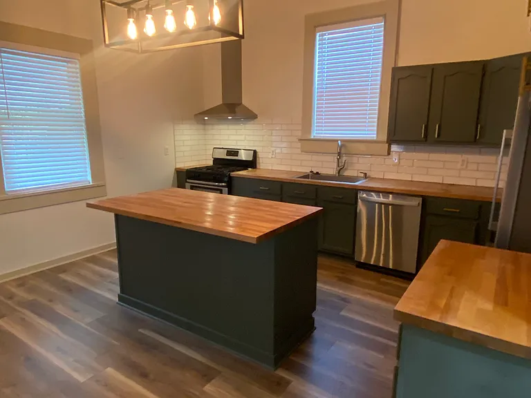 344 Angela Ave — Photo 5
