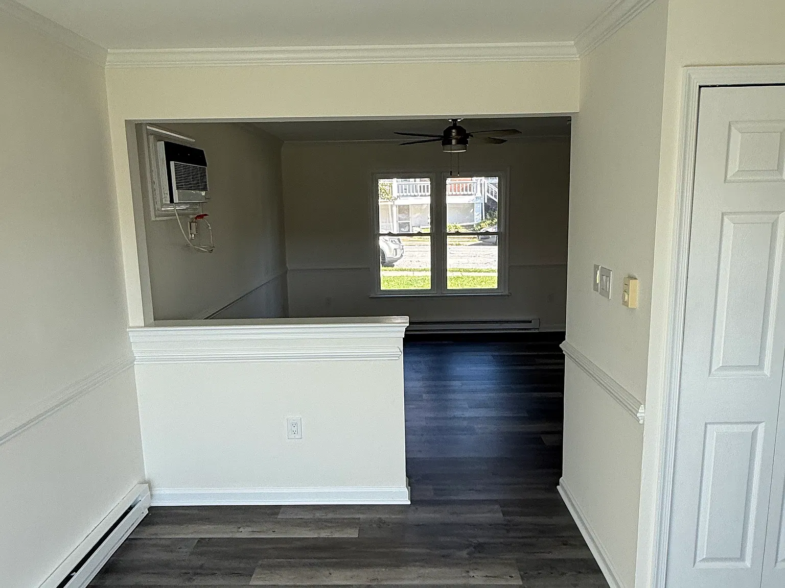 2 bed, 901 sqft, $1,500 — Photo 3