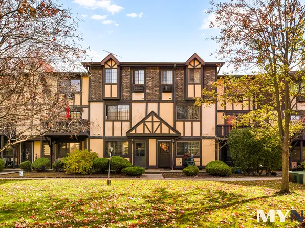 155 Devon Loop image 1 of 6