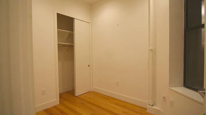 Rented by Compass | media 12