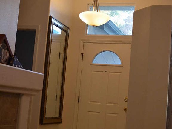 5th image of 1501 E Monte Vista Ct