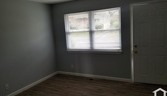 2nd image of 2428 Akins Dr
