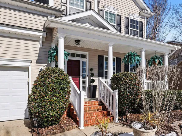 120 Magnolia Meadow Way, Holly Springs, NC 27540