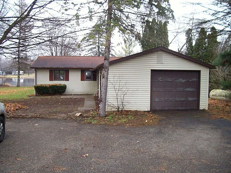 9190 W Harper Lake Rd photo 1