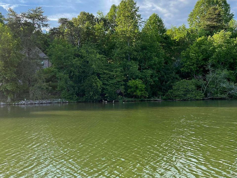1st image of 430 Marsh Hawk Dr