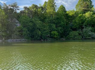 430 Marsh Hawk Dr, Vonore, TN 37885