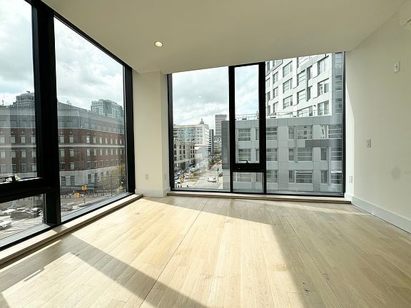 3rd image of 260 Gold St #602F