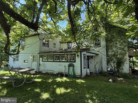 3rd image of 358 Lewis Mills Rd