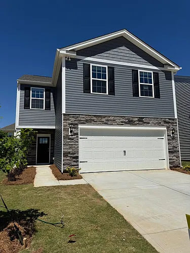 647 13th Avenue Dr NE Photo 1