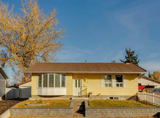 440 S Lynnover Way SE, Calgary, AB T2C1L1