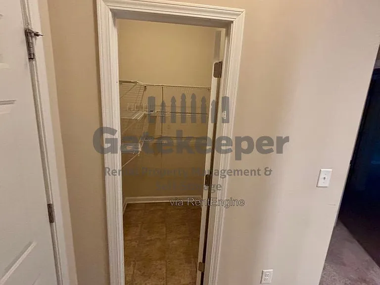 4743 Chickadee Ln — Photo 10