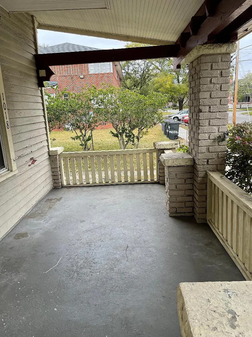 1 bed, 1000 sqft, $1,195 — Photo 2