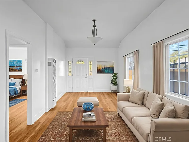 3912 W 132nd St — Photo 3