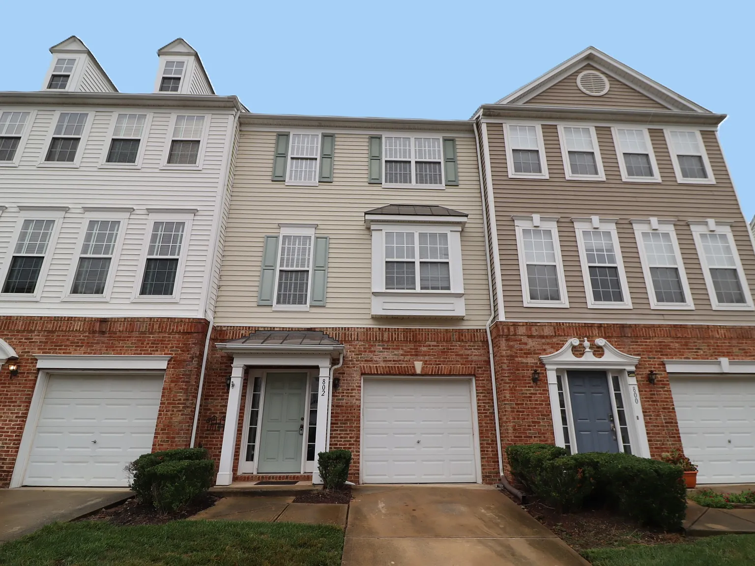 Inviting Morrisville Townhome in Breckenridge Available Immediately — Photo 1