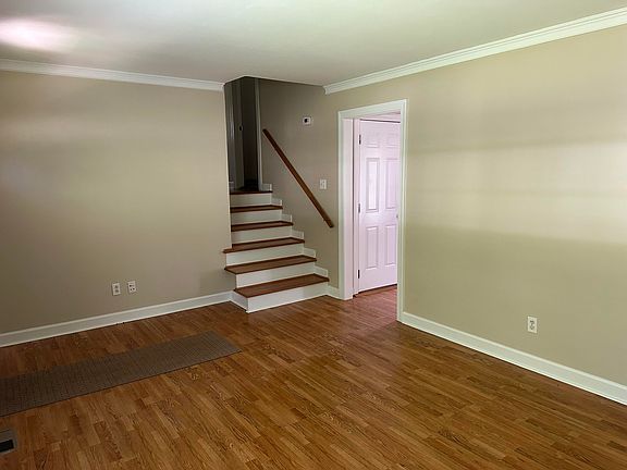 3rd image of 710 Ogrady Dr