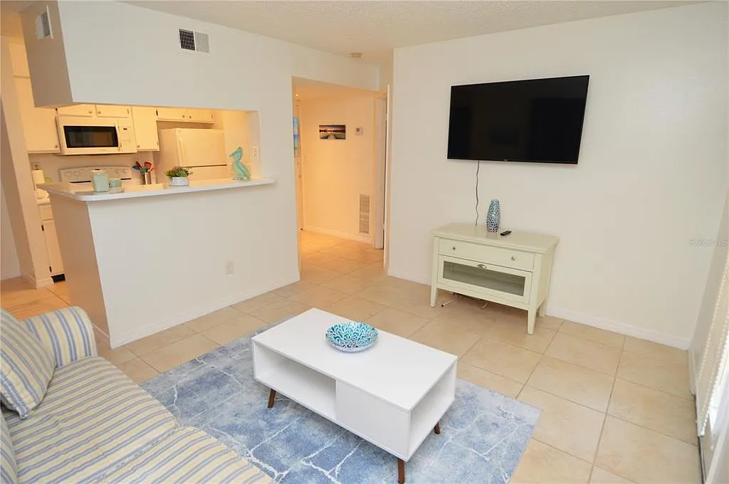 1 bed, 1.0 bath, 625 sqft, $1,650 — Photo 3