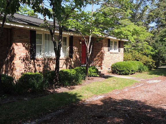 2nd image of 15 Rosemary Dr