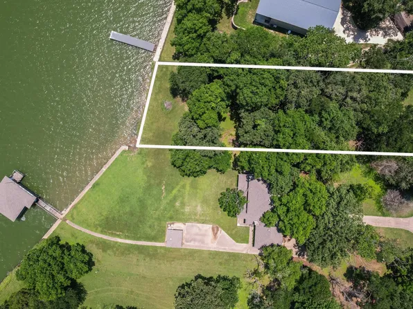 106 Hulan Dr, Kerens, TX 75144