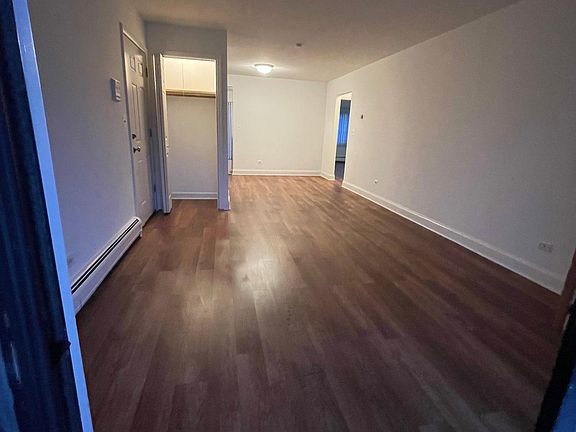 2nd image of 510 Brookside Dr APT B