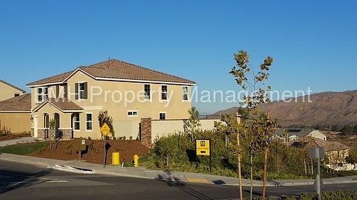 4th image of 4186 Isabella Cir