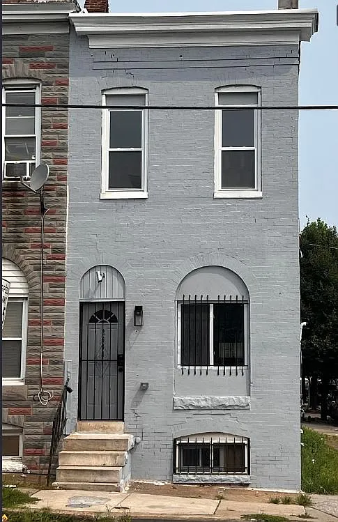 Orleans Street — Photo 1