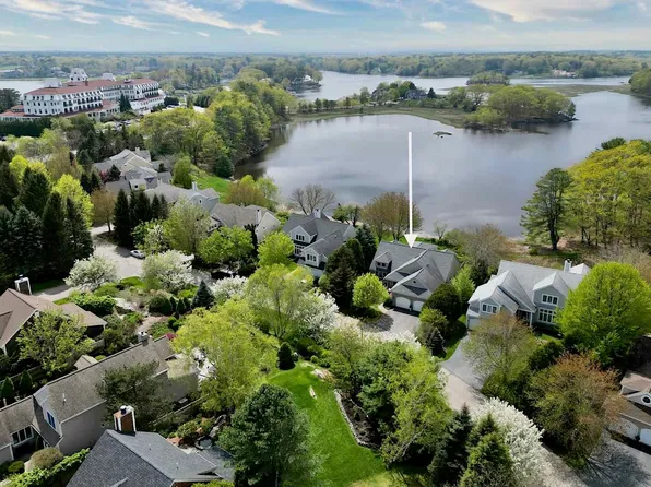 24 Mill Pond Road, New Castle, NH 03854