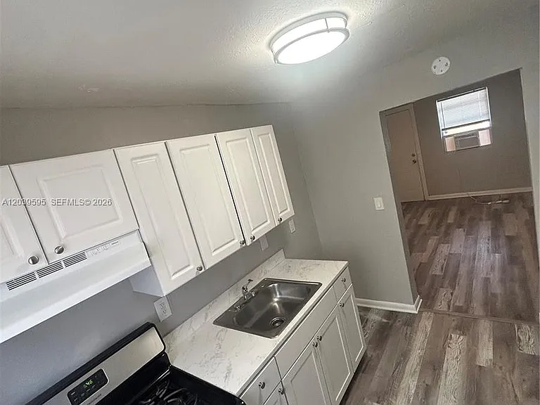 161 NW 15th St #3 — Photo 20
