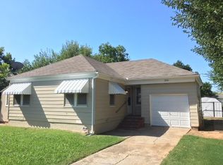 206 W Lockheed Dr, Midwest City, OK 73110