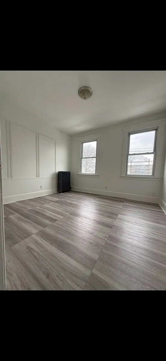 Building Photo - 6814 Jackson St #1